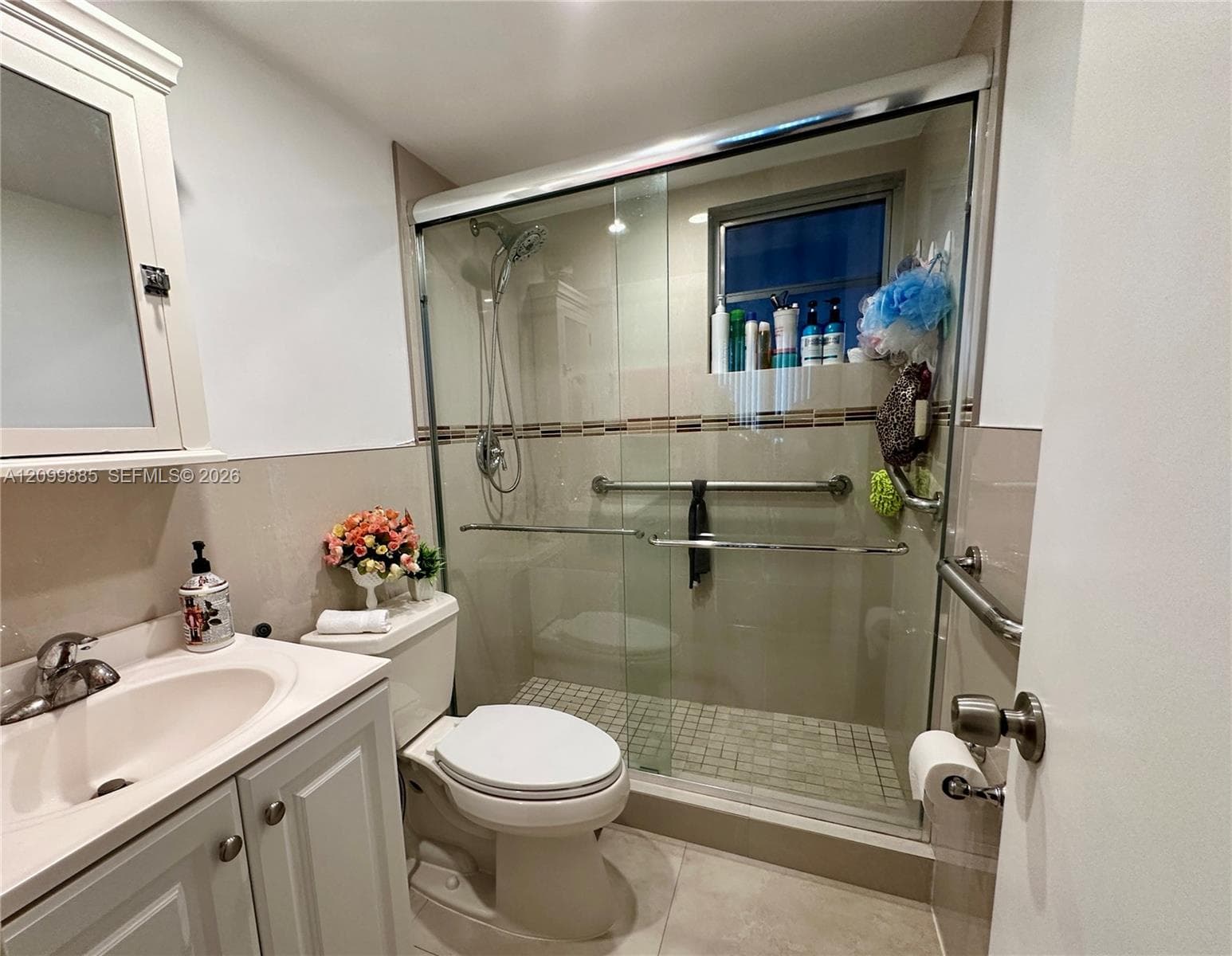 820 NW 87th Ave # 105, Miami FL 33172