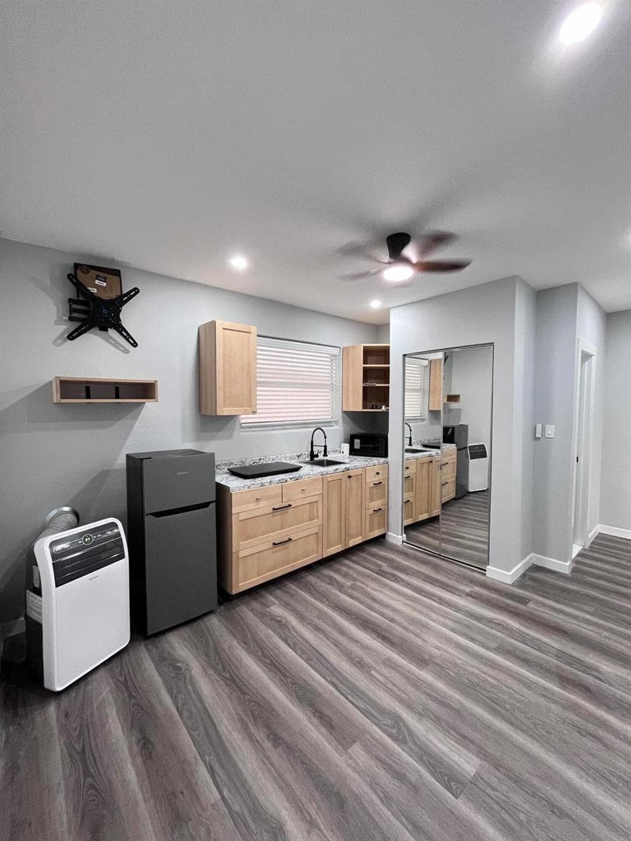 802 SW 5th Avenue, Delray Beach FL 33444