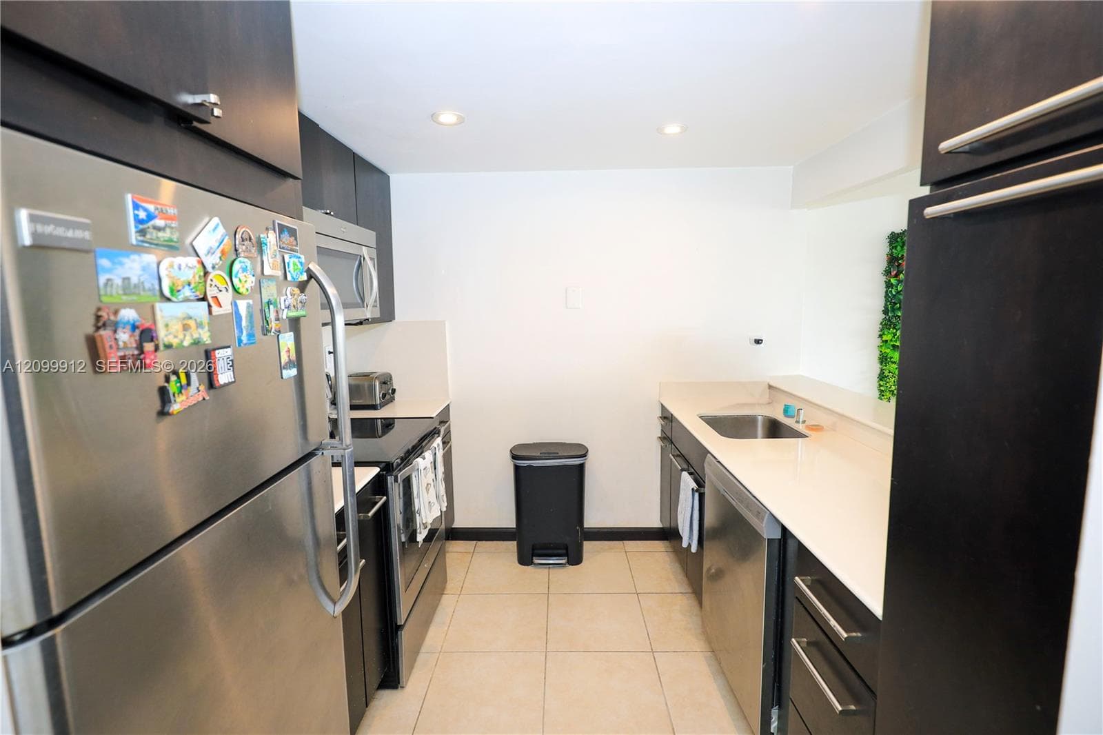 600 NE 36th St # 1614, Miami FL 33137