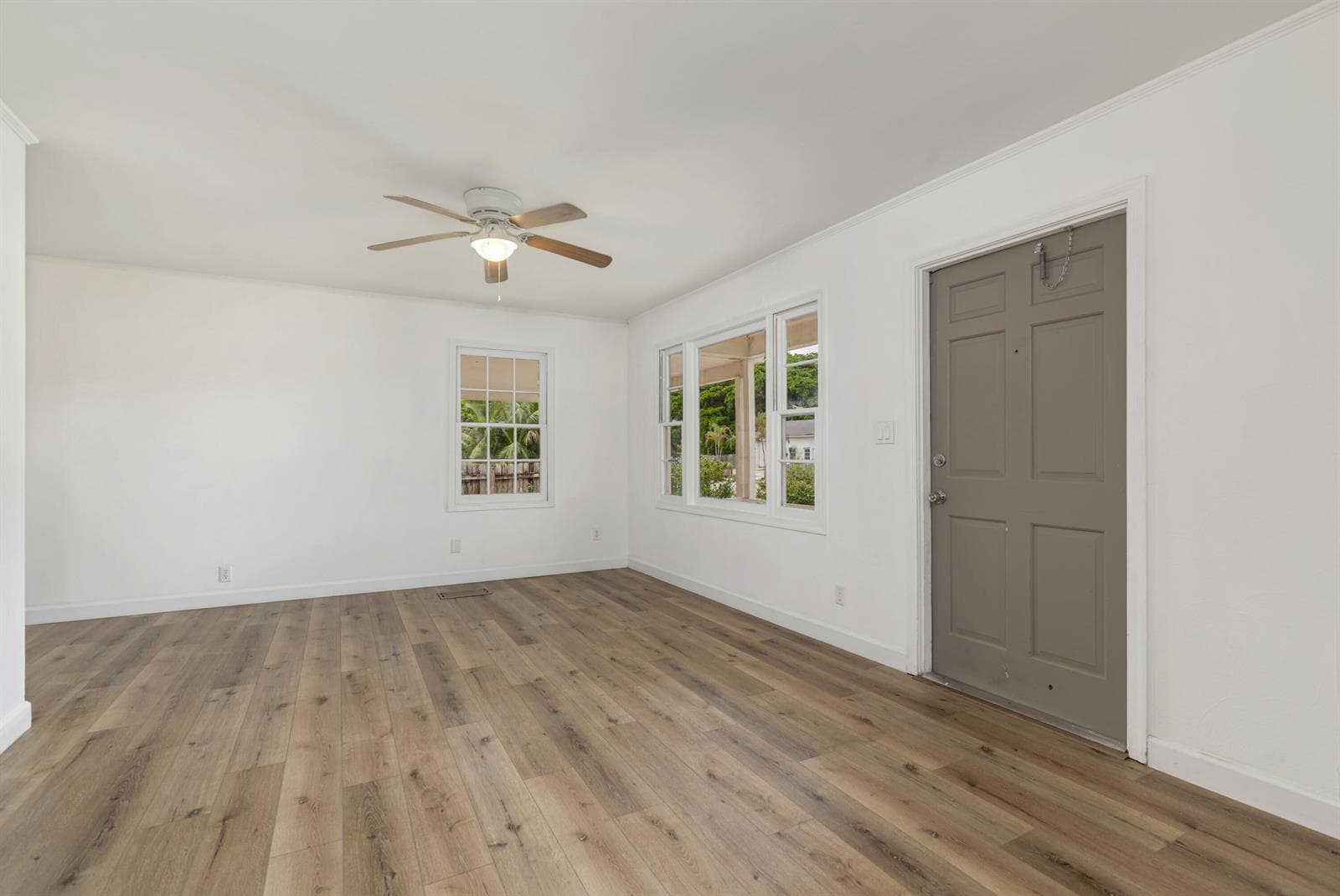 2518 N Genessee Avenue, West Palm Beach FL 33409