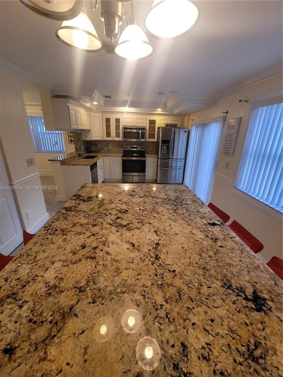 12060 NW 13th St, Pembroke Pines FL 33026