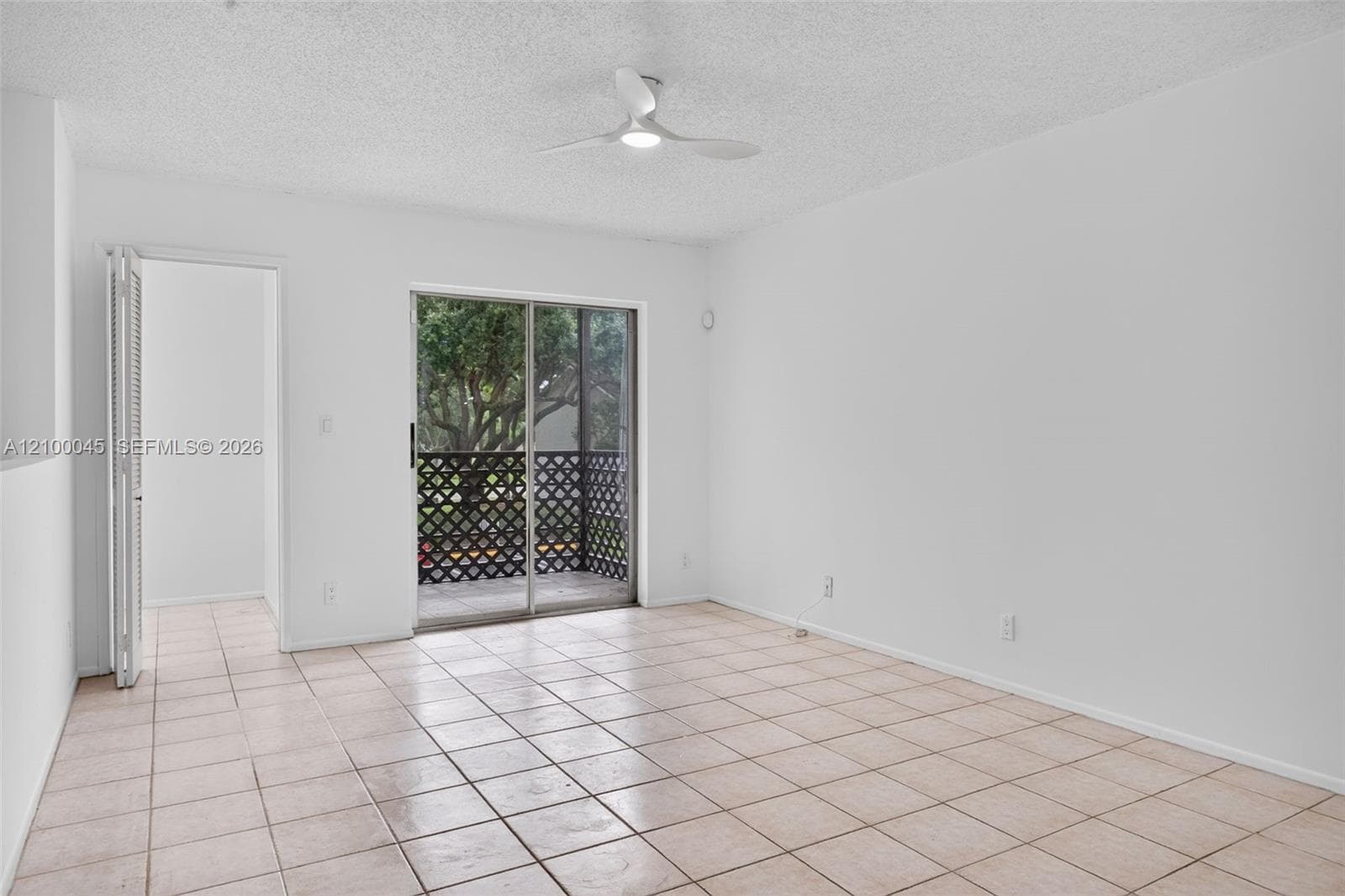 503 Gardens Dr # 201, Pompano Beach FL 33069