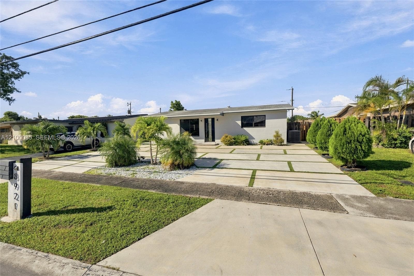 8921 NW 25th Ct, Sunrise FL 33322