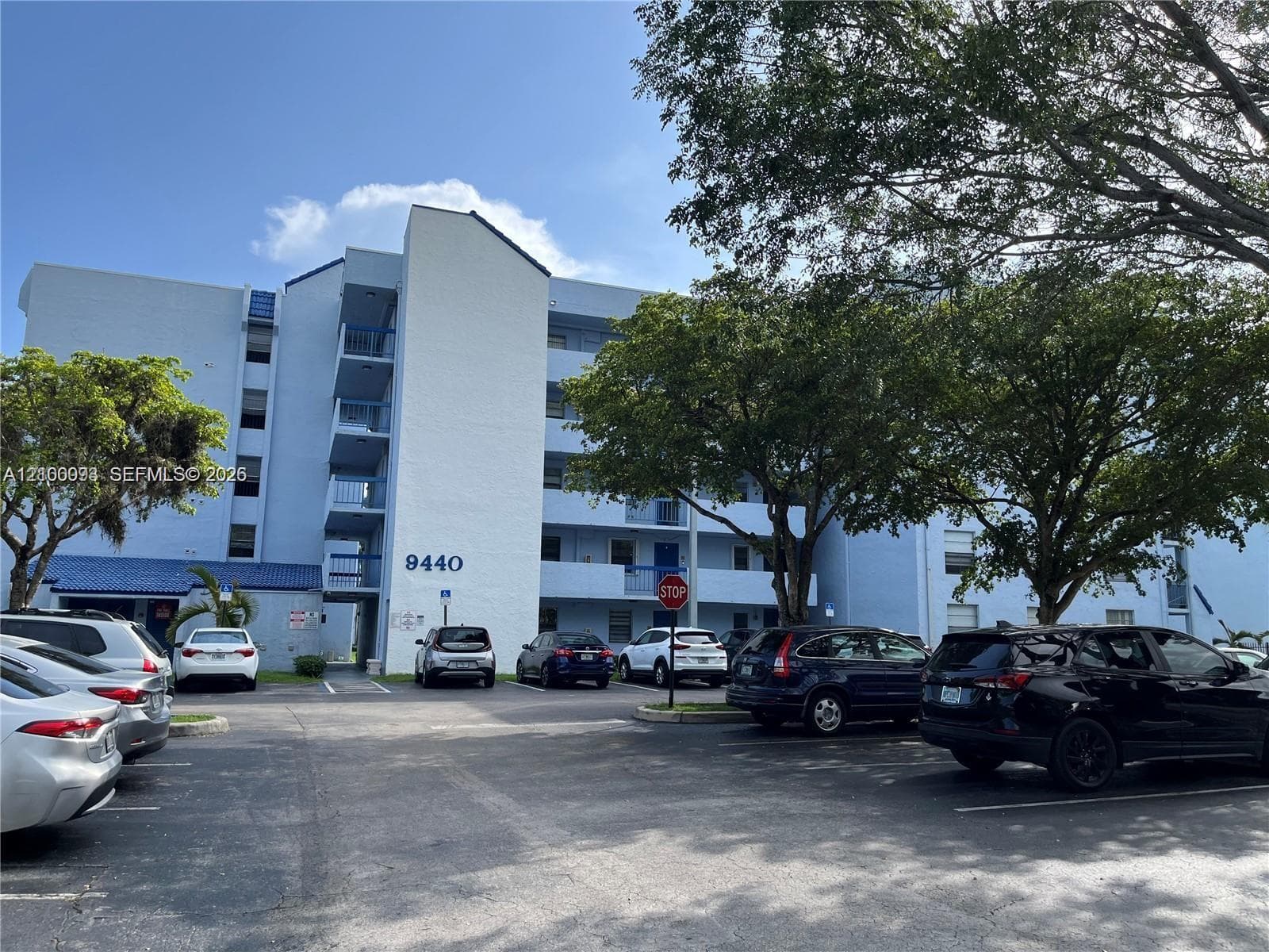 9440 Fontainebleau Blvd # 203, Miami FL 33172