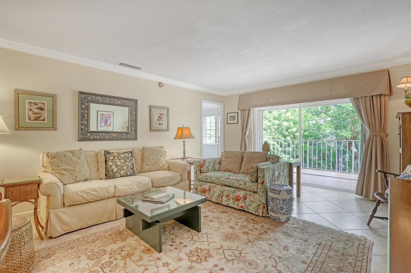 1280 SURF Road # 202, Singer Island FL 33404