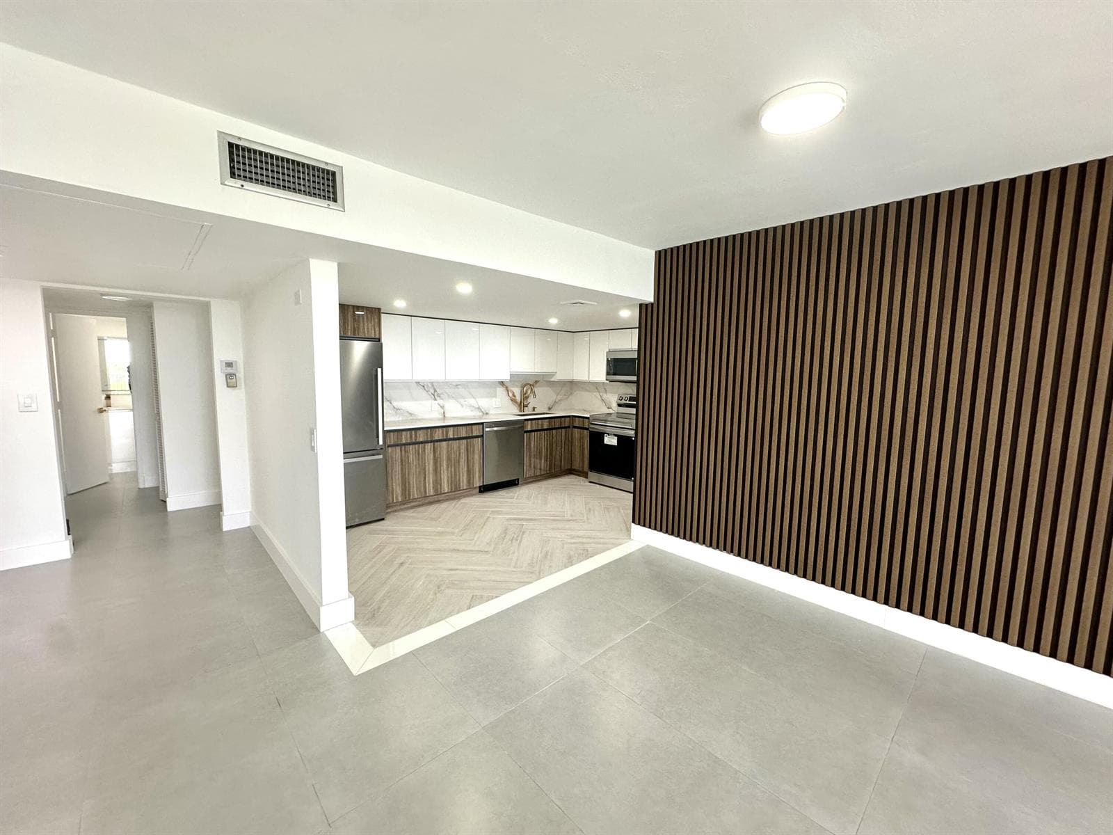 2940 N COURSE Drive # 607, Pompano Beach FL 33069