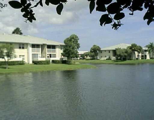 1531 SE Royal Green Circle # 206, Port St. Lucie FL 34952