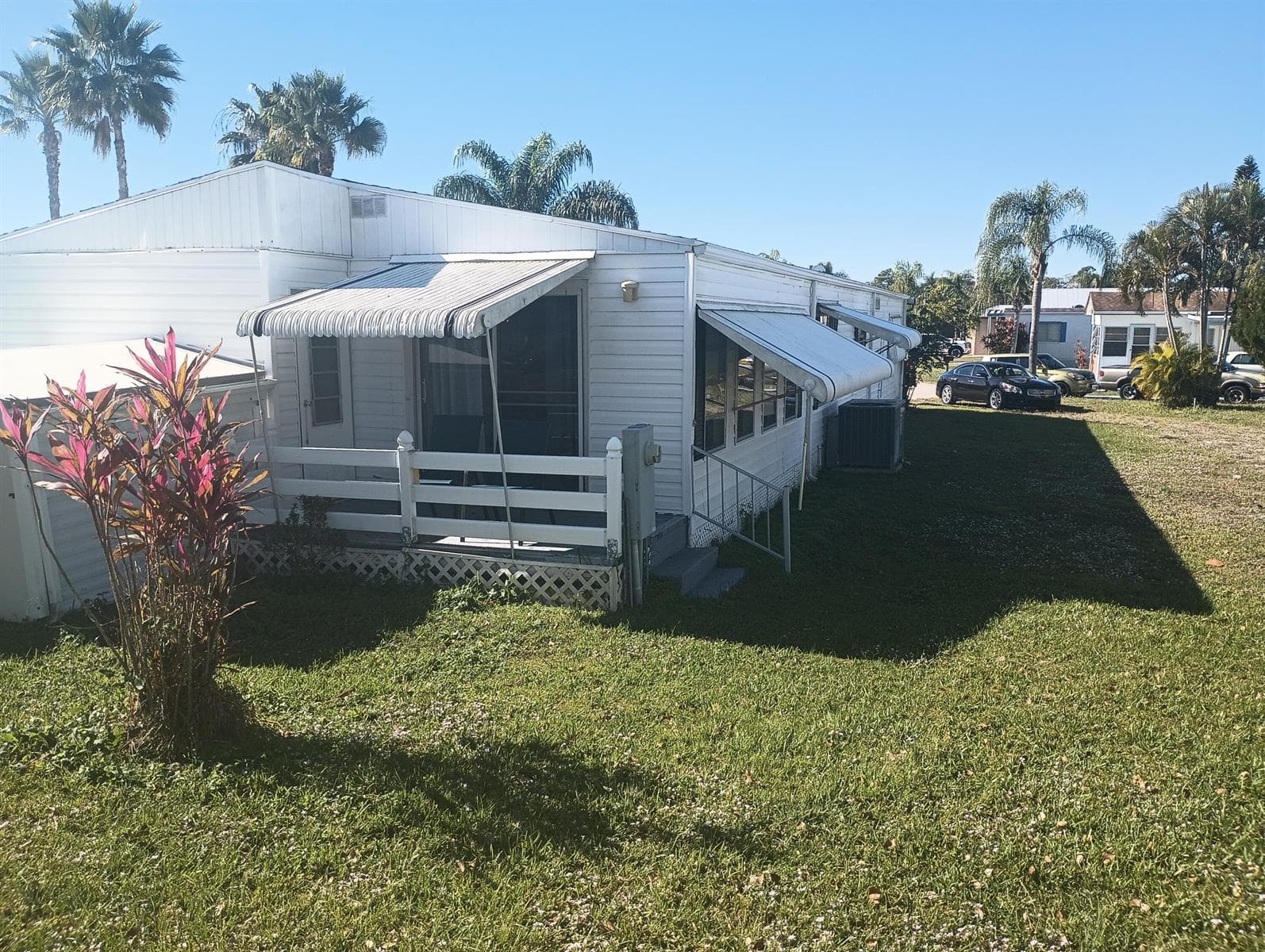 12 Universidad Lane, Port St. Lucie FL 34952