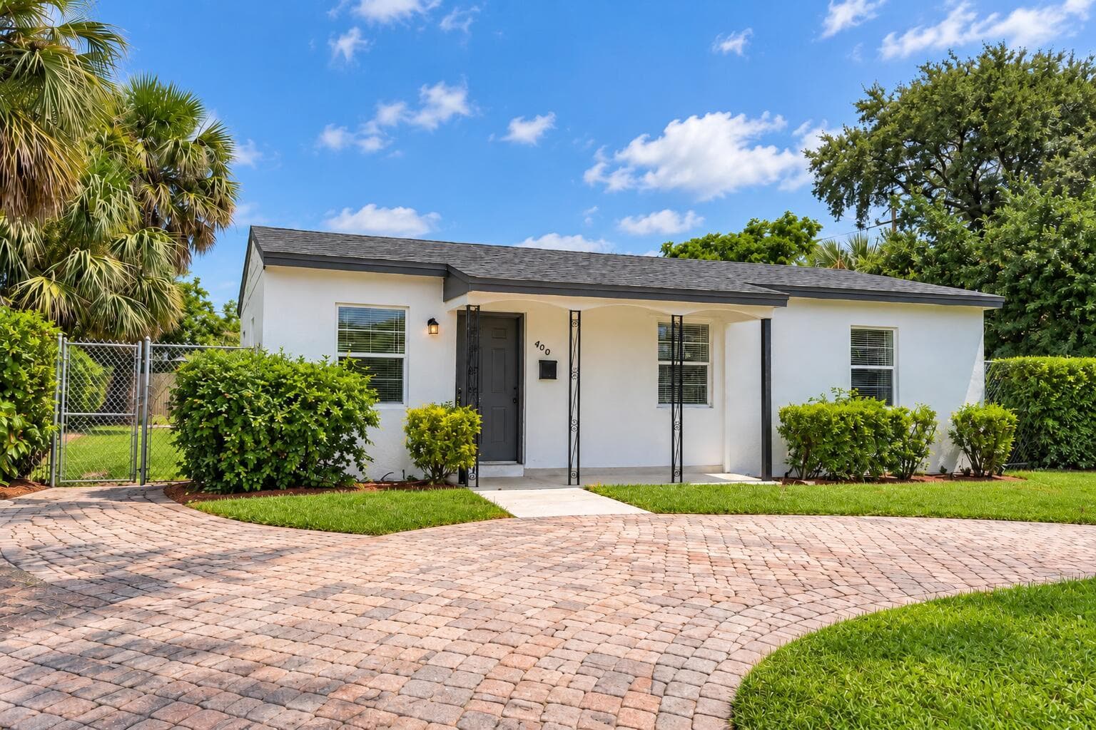 400 W 15TH Street, Riviera Beach FL 33404