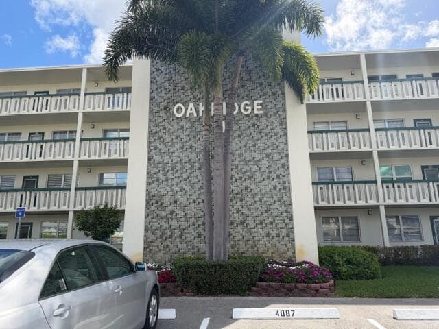 1083 OAKRIDGE U, Deerfield Beach FL 33442
