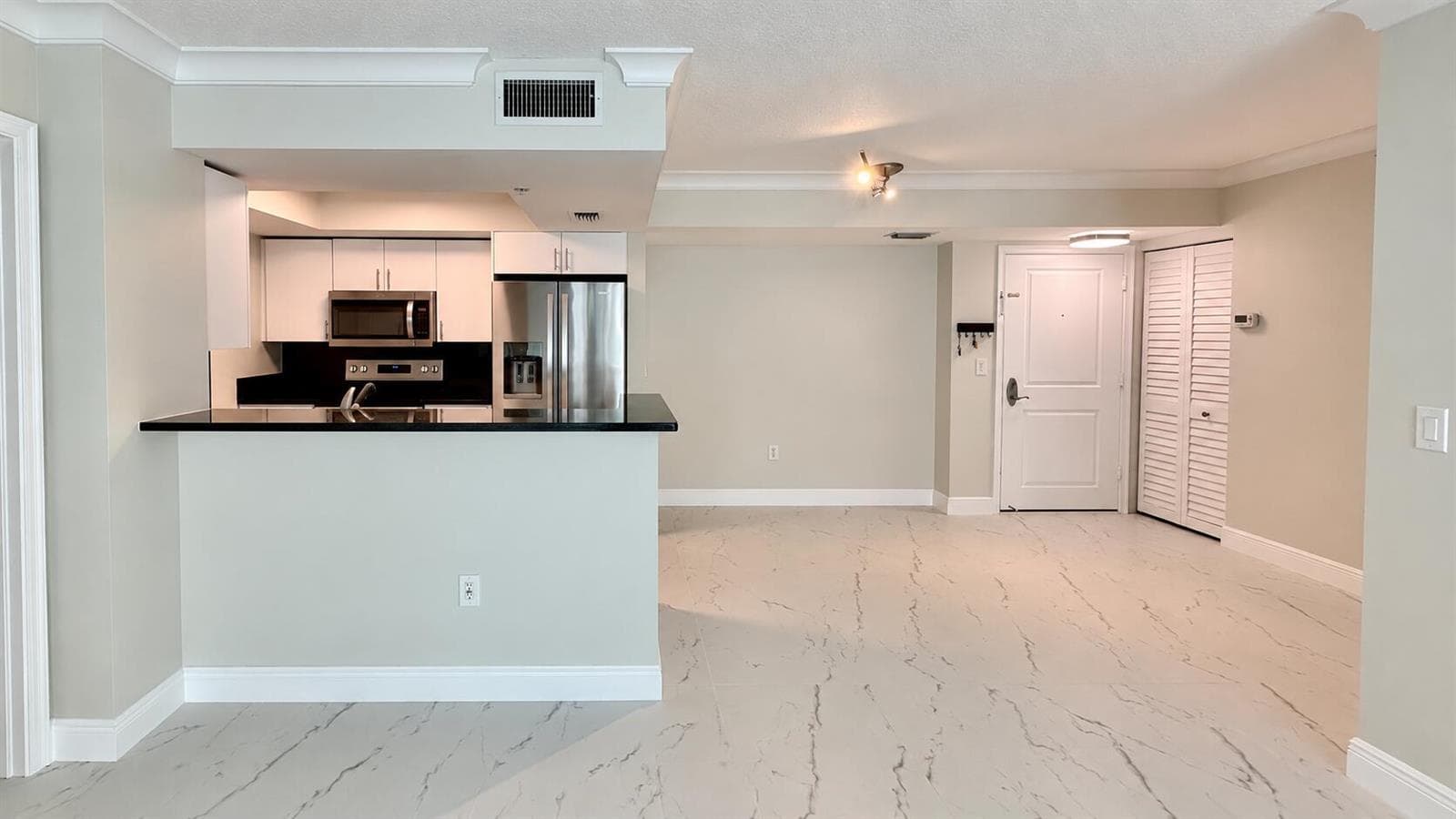 99 SE MIZNER Boulevard # 233, Boca Raton FL 33432