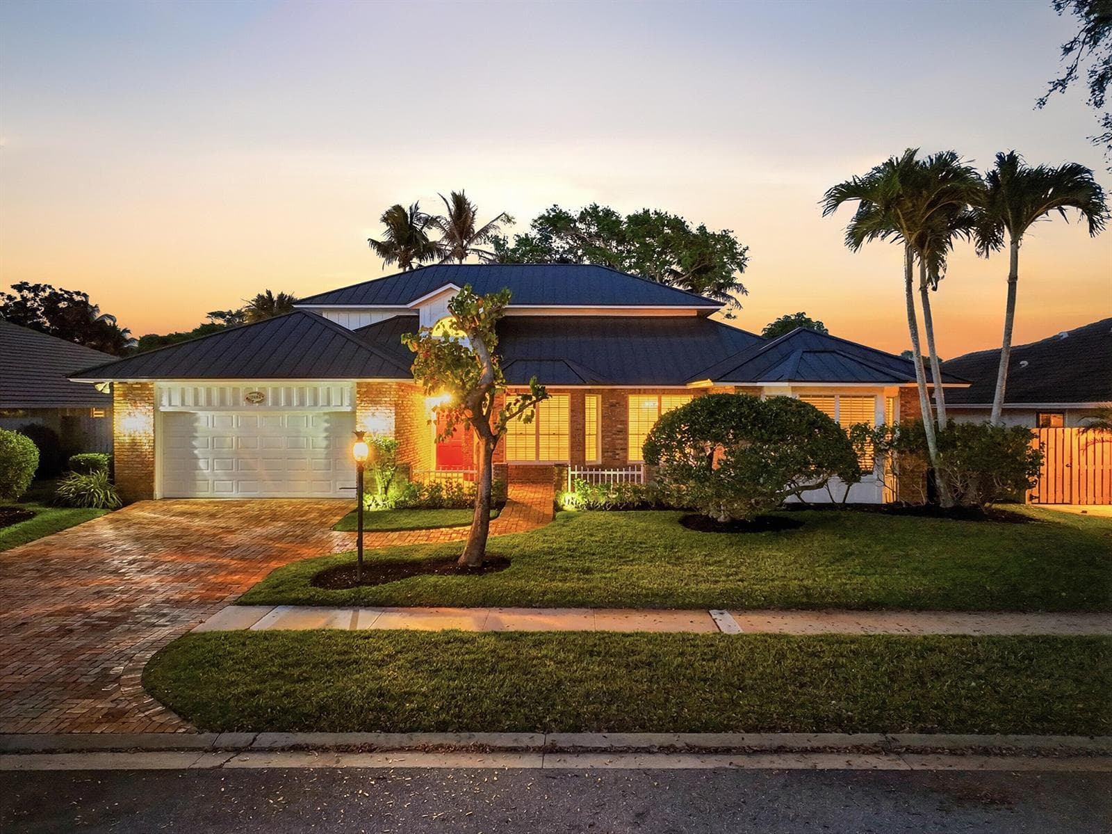 12886 LA ROCHELLE Circle, Palm Beach Gardens FL 33410