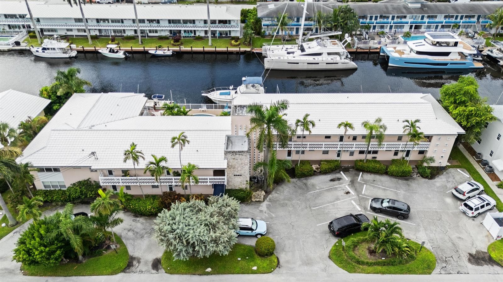 2824 NE 33rd Court # 8, Fort Lauderdale FL 33306