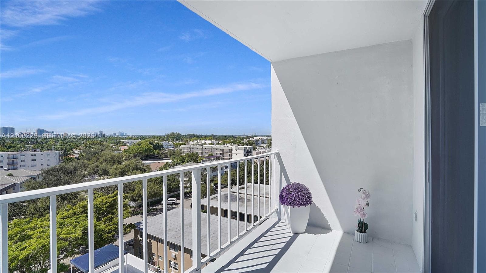 6900 Bay Dr # 8K, Miami Beach FL 33141