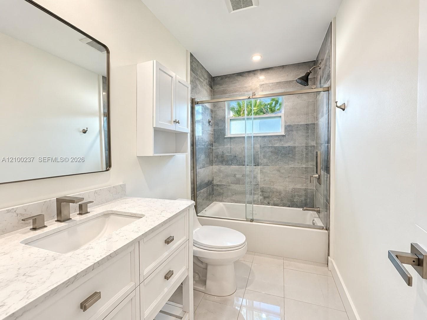 304 SW 6th Ave, Boynton Beach FL 33435