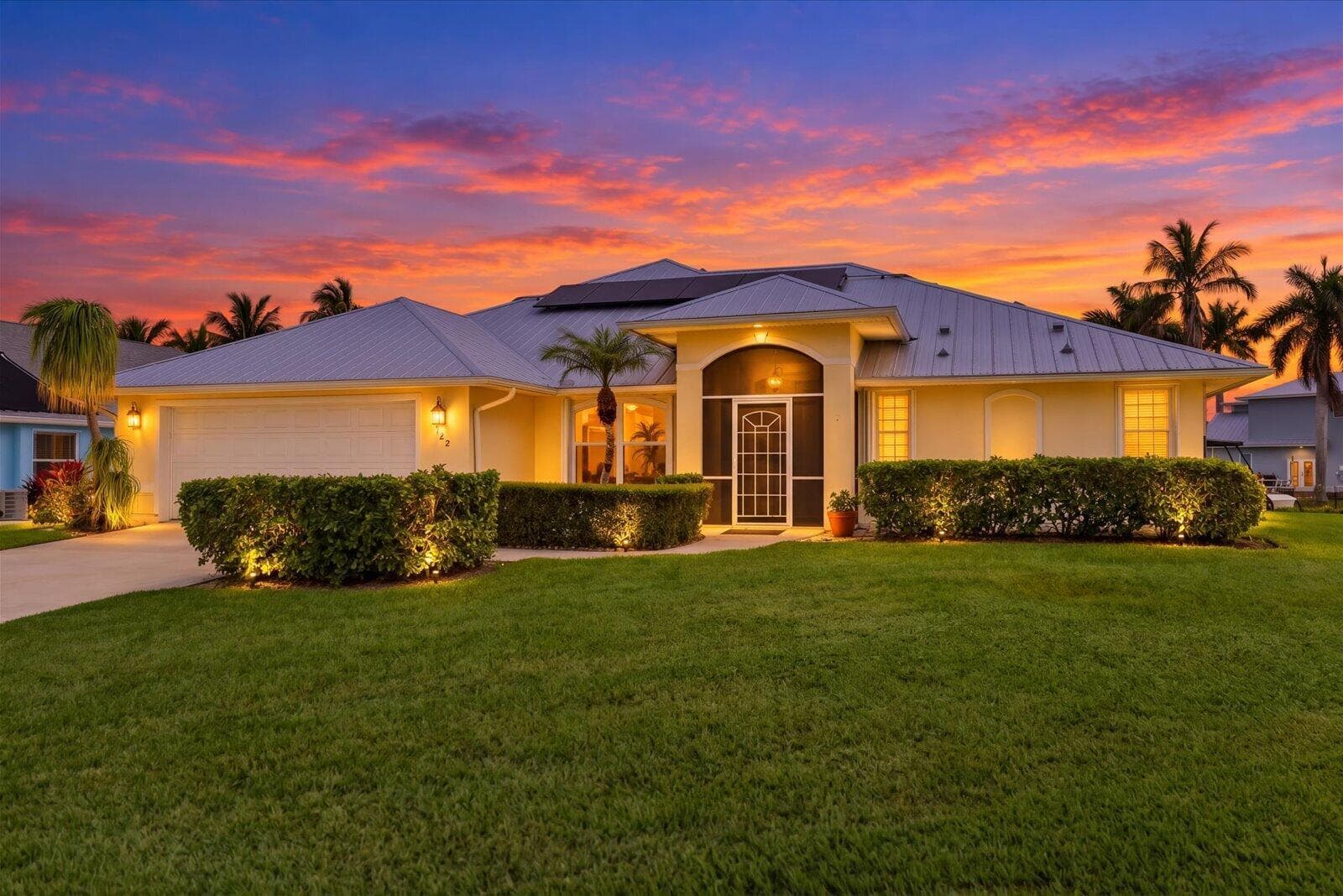 122 Queen Frederika Court, Hutchinson Island FL 34949