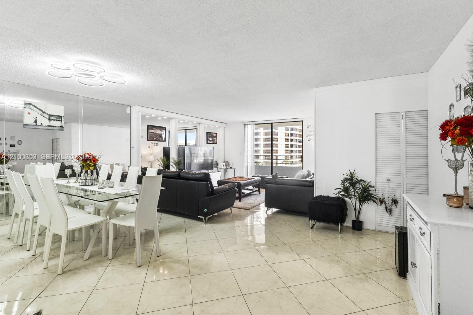 600 Three Islands Blvd # 612, Hallandale Beach FL 33009