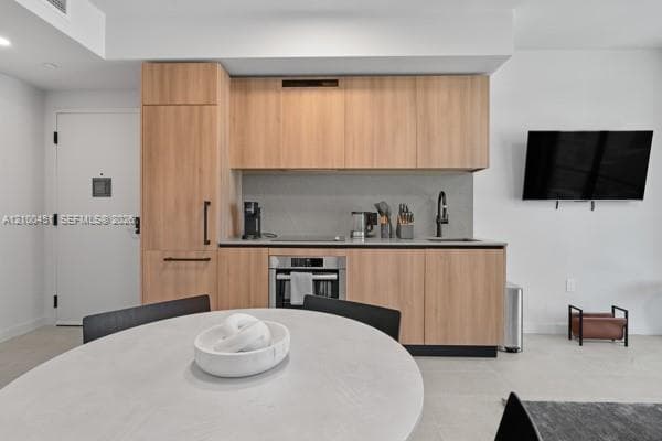121 NE 5th St # 1813, Miami FL 33132