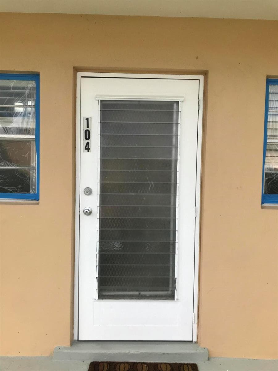 2102 NE 1ST Way # 104, Boynton Beach FL 33435