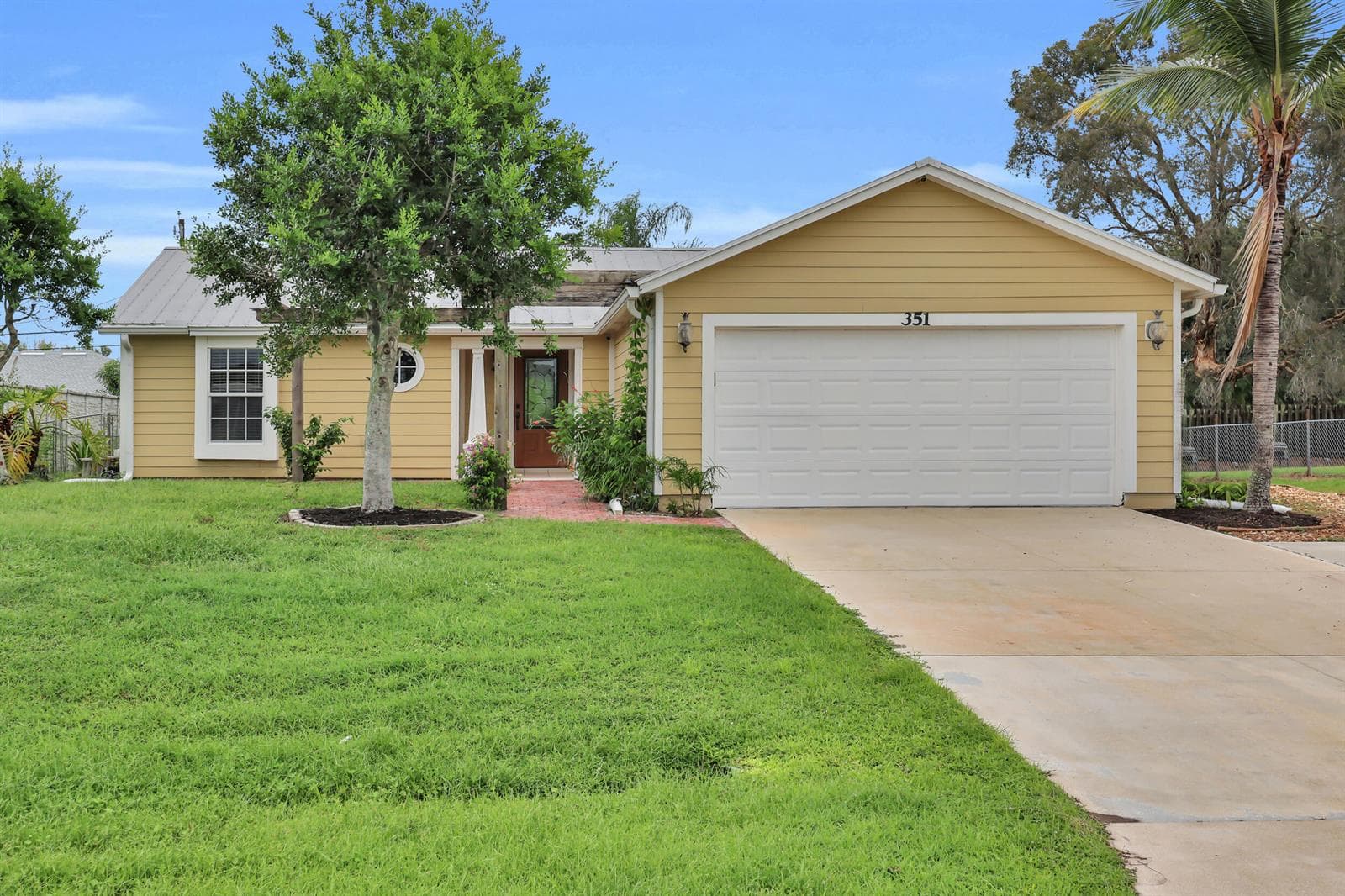 351 SW Dwight Avenue, Port St. Lucie FL 34983