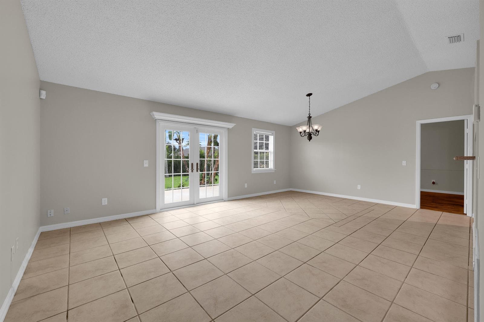 351 SW Dwight Avenue, Port St. Lucie FL 34983