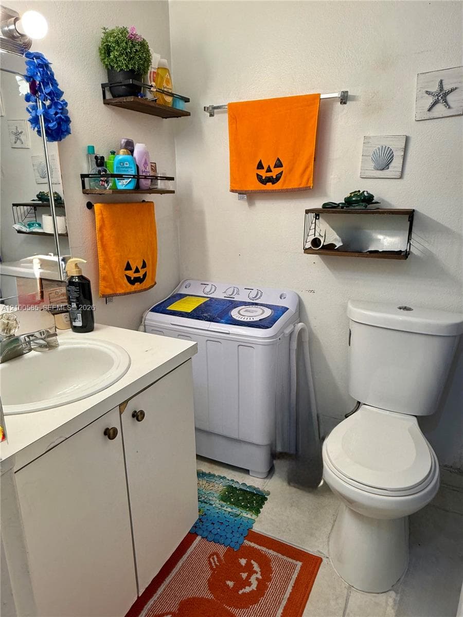 17901 NW 68th Ave # T101, Hialeah FL 33015