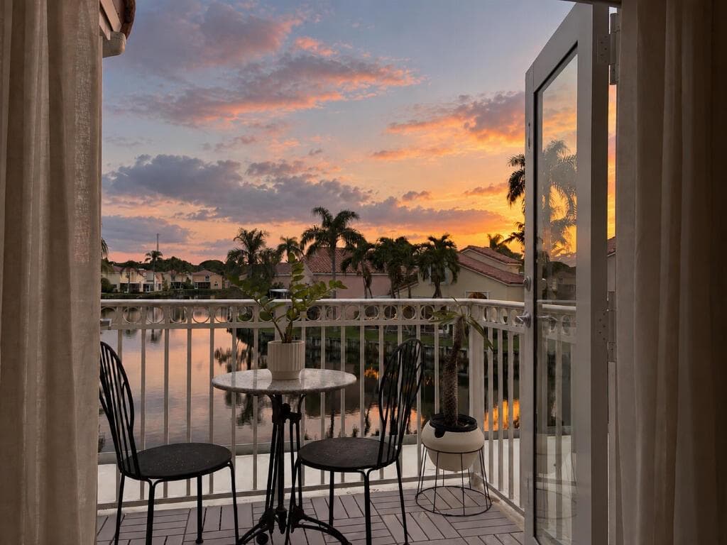 1050 SE 6TH Avenue, Dania Beach FL 33004