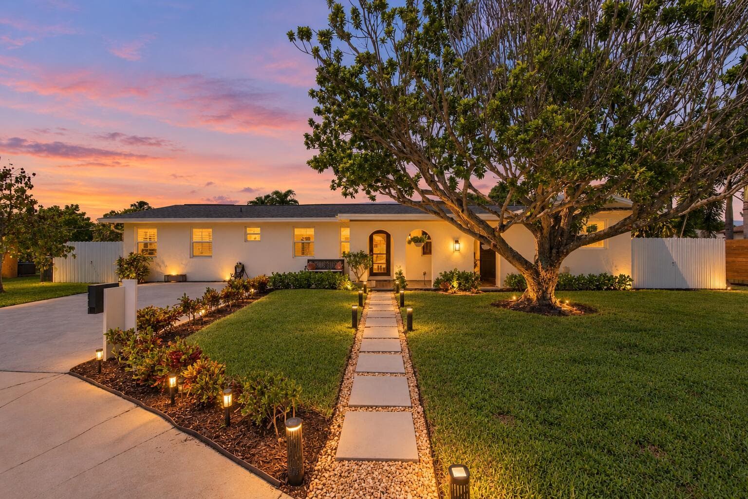 1409 Richard Lane, FL 33460