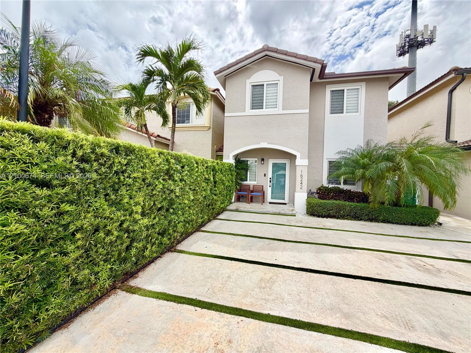 16242 SW 97th Ter, Miami FL 33196