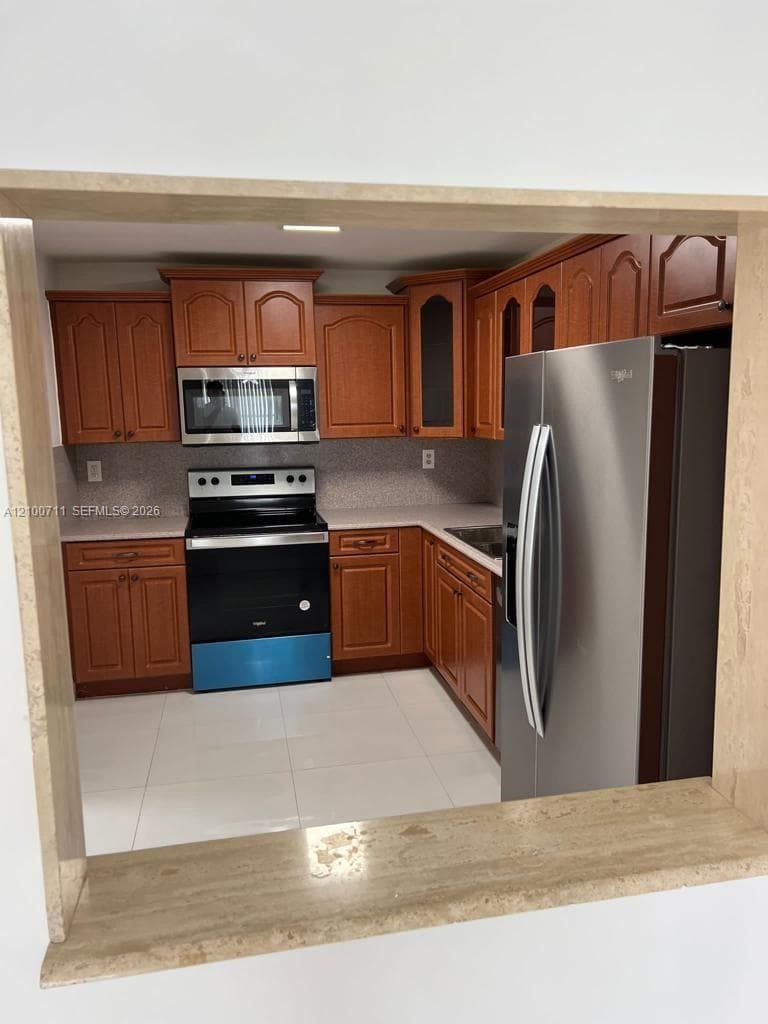 20850 San Simeon Way # 5, Miami FL 33179