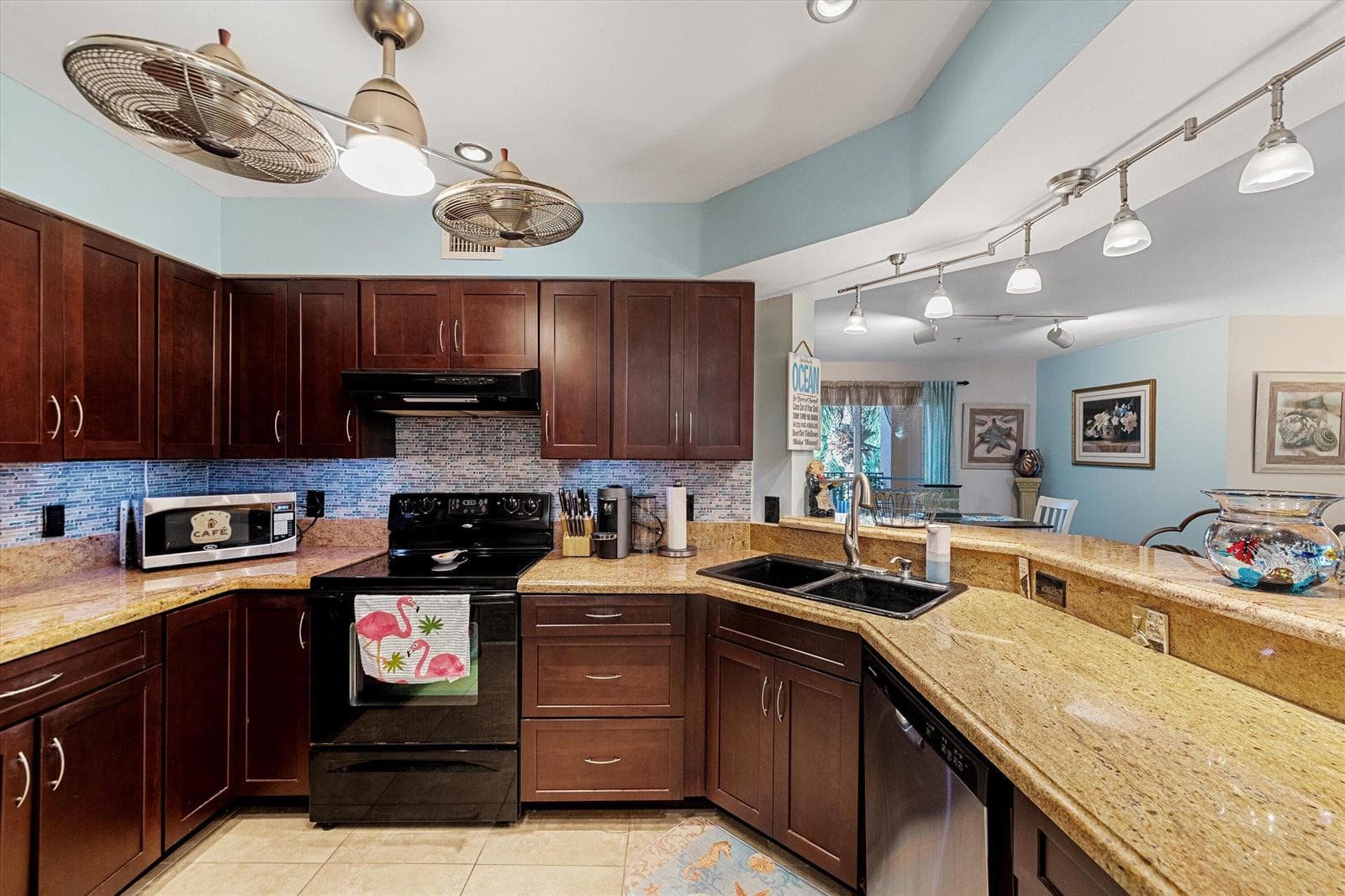 200 Scotia Drive # 302, Hypoluxo FL 33462