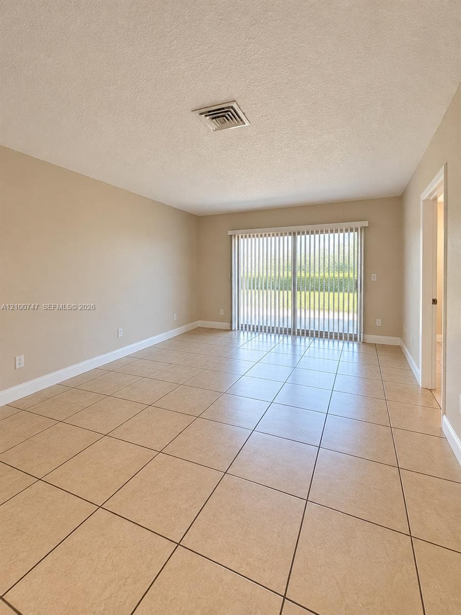 2832 Fillmore St # 21, Hollywood FL 33020
