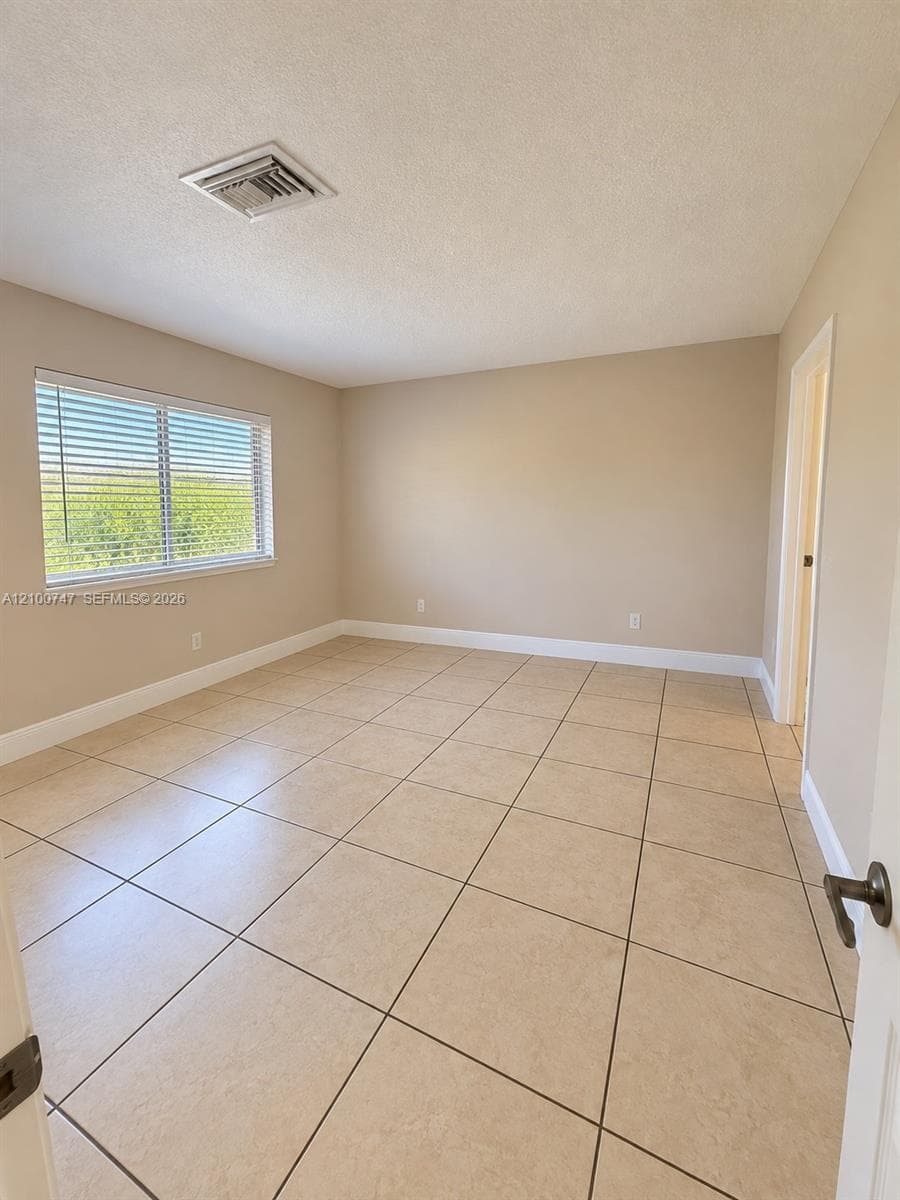 2832 Fillmore St # 21, Hollywood FL 33020
