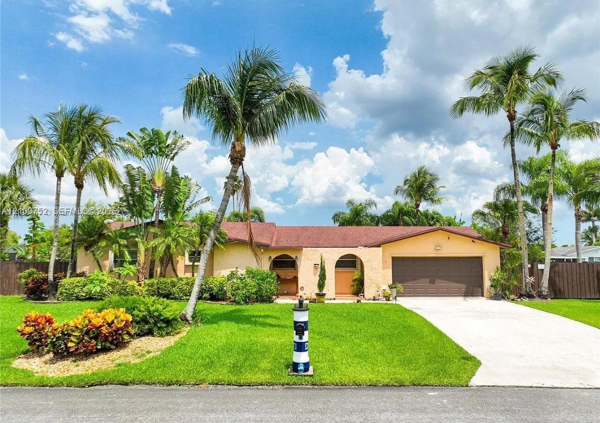 28125 SW 158th Pl, Homestead FL 33033