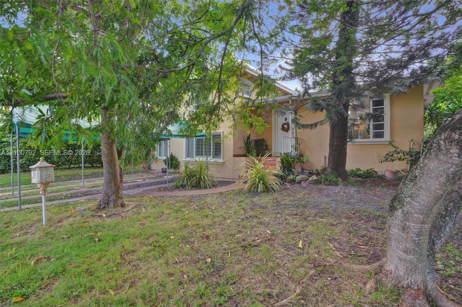 2210 SW 79th Ct, Miami FL 33155