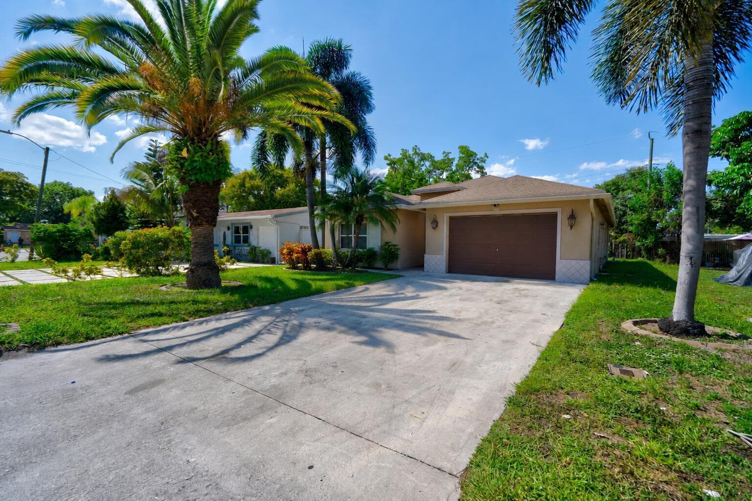 2241 NW 3RD Street, Pompano Beach FL 33069