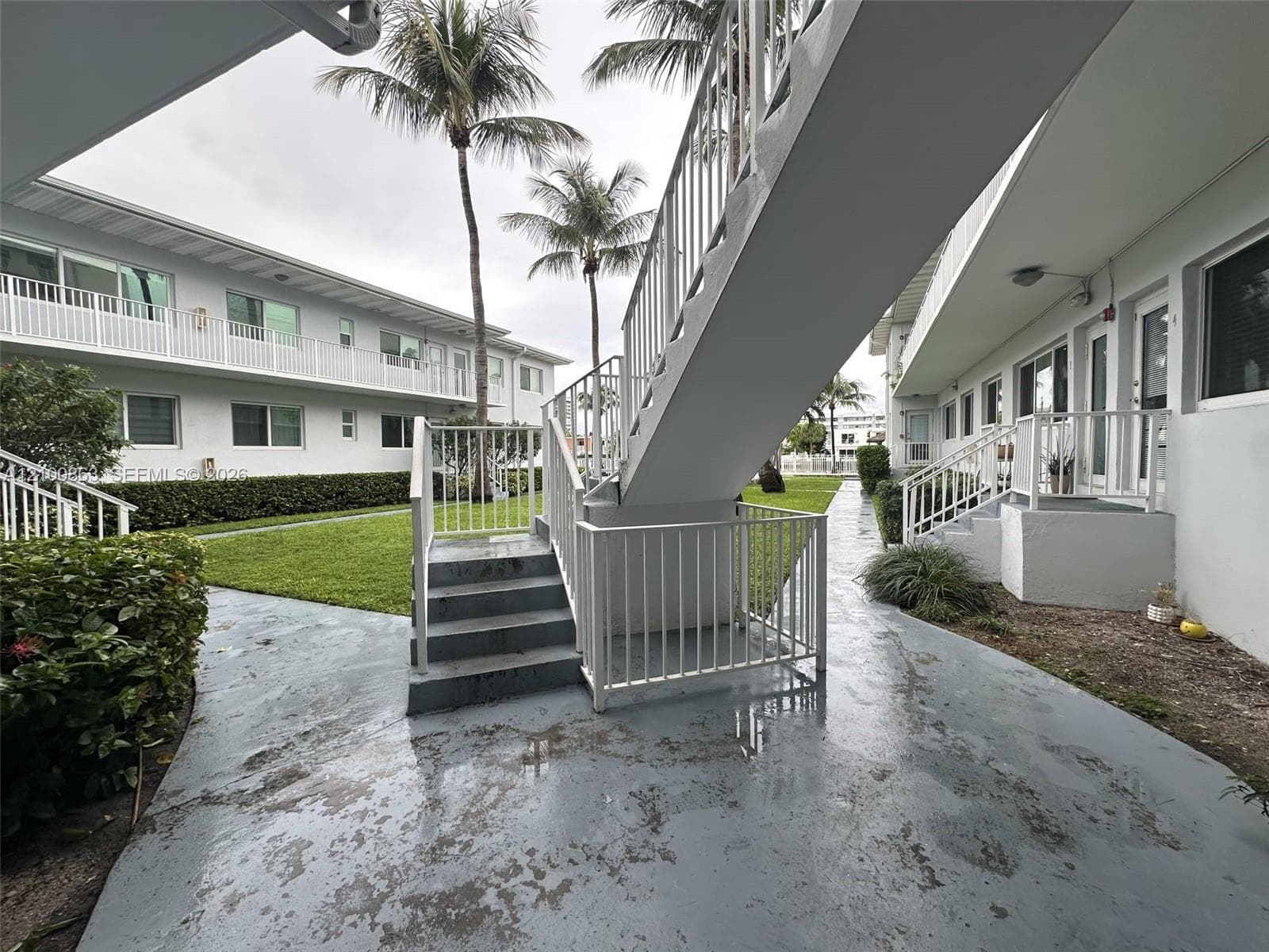 7207 Bay Dr # 13, Miami Beach FL 33141