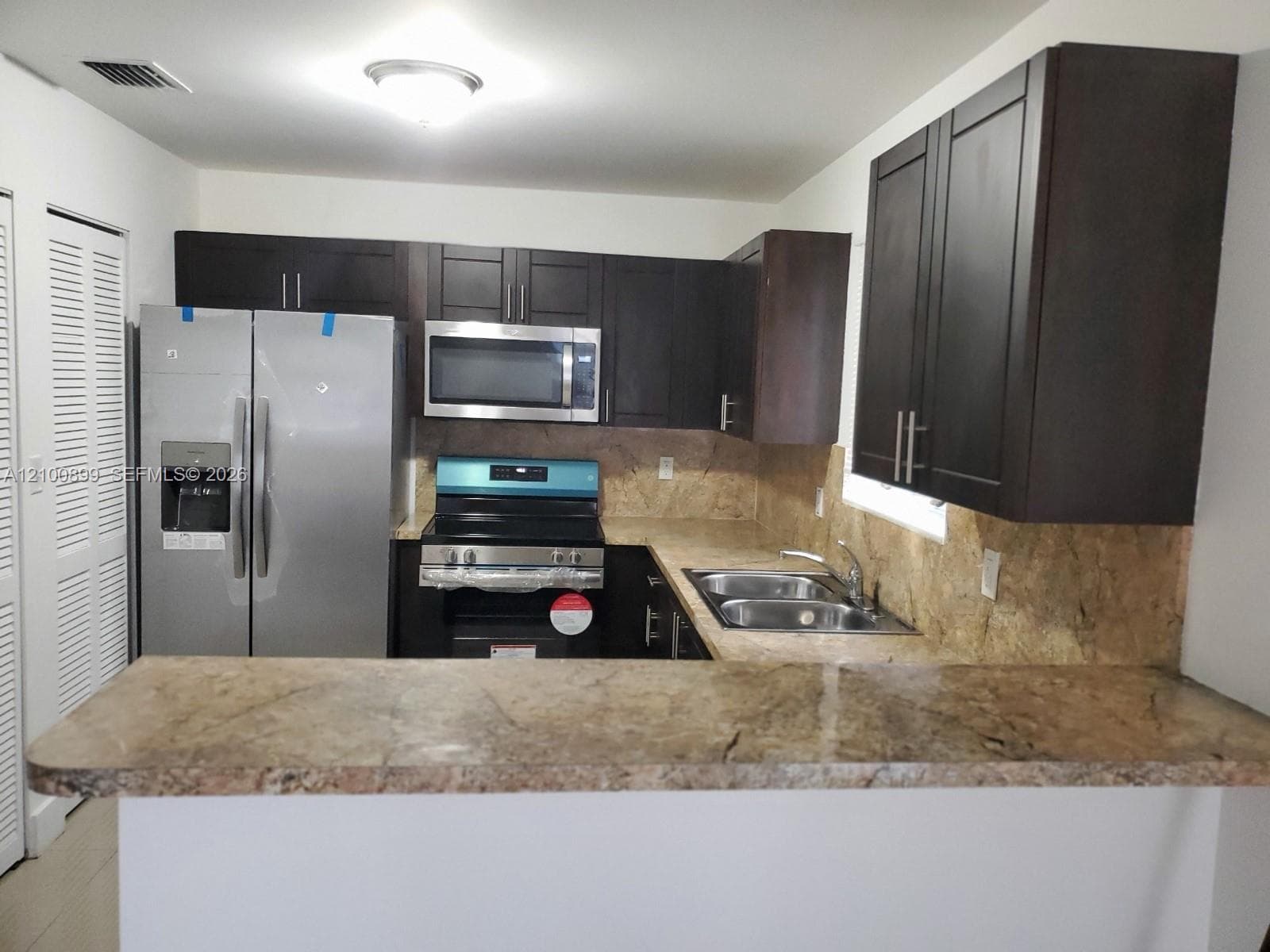 1212 NW 71st St, Miami FL 33147