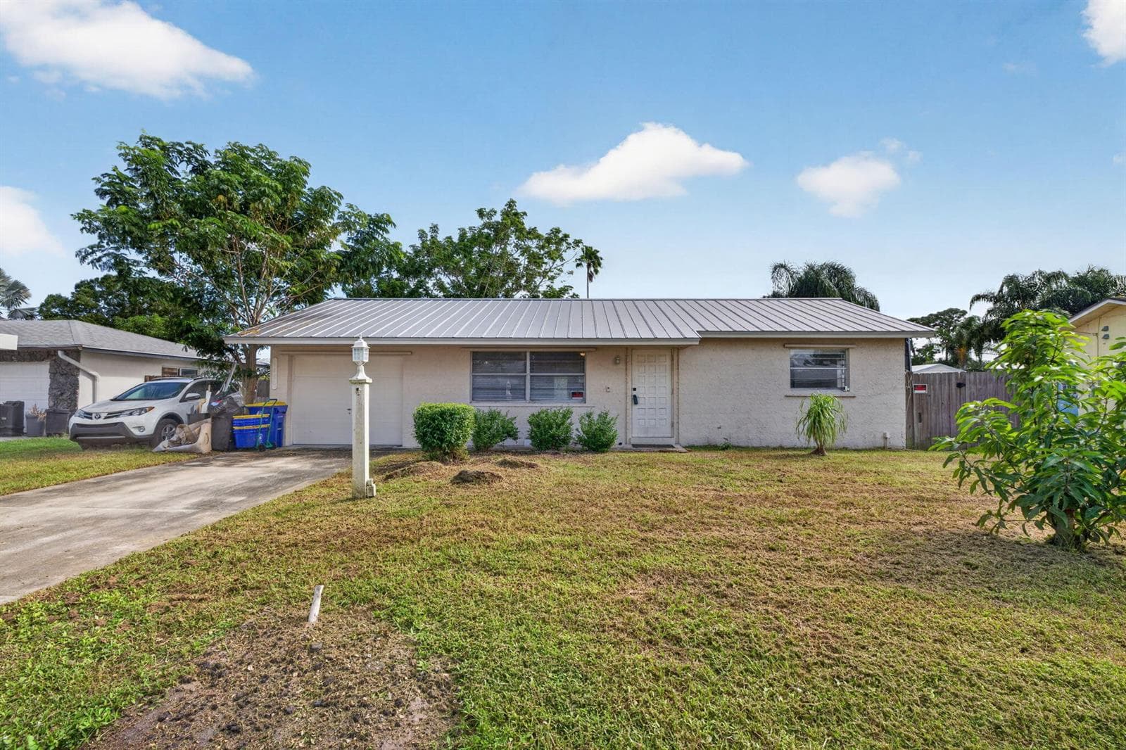 1860 SE Madison Street, Stuart FL 34997