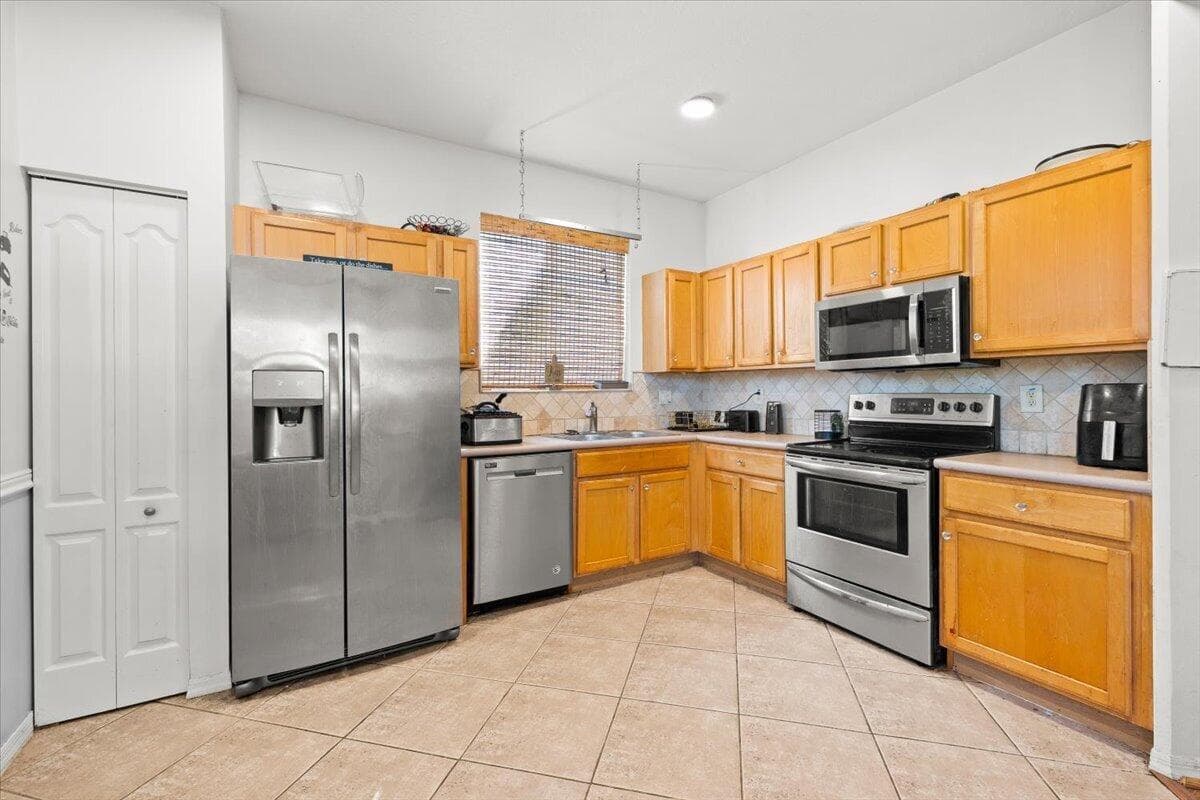 122 Seminole Lakes Drive, Royal Palm Beach FL 33411