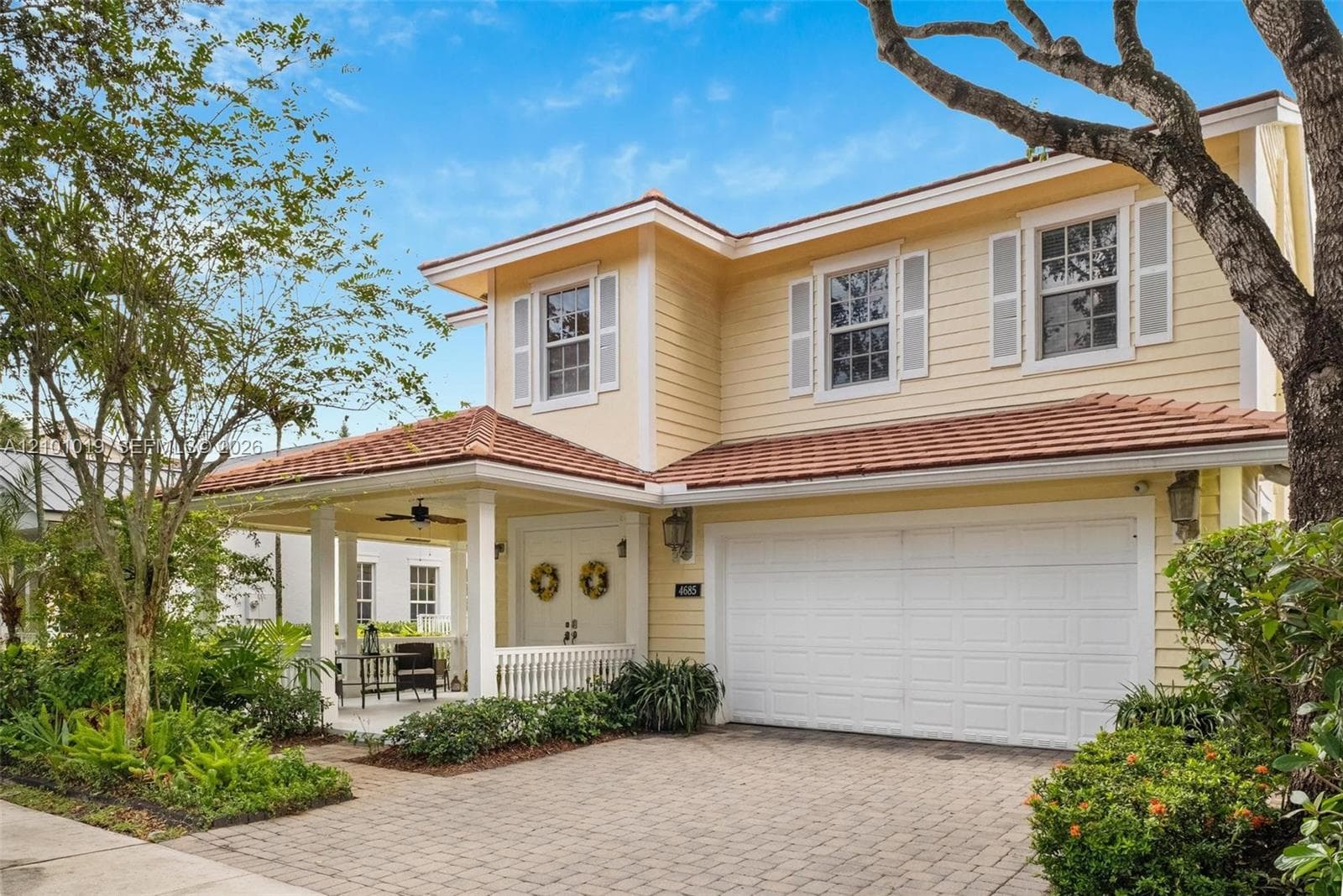 4685 Lakeside Ter, Davie FL 33314