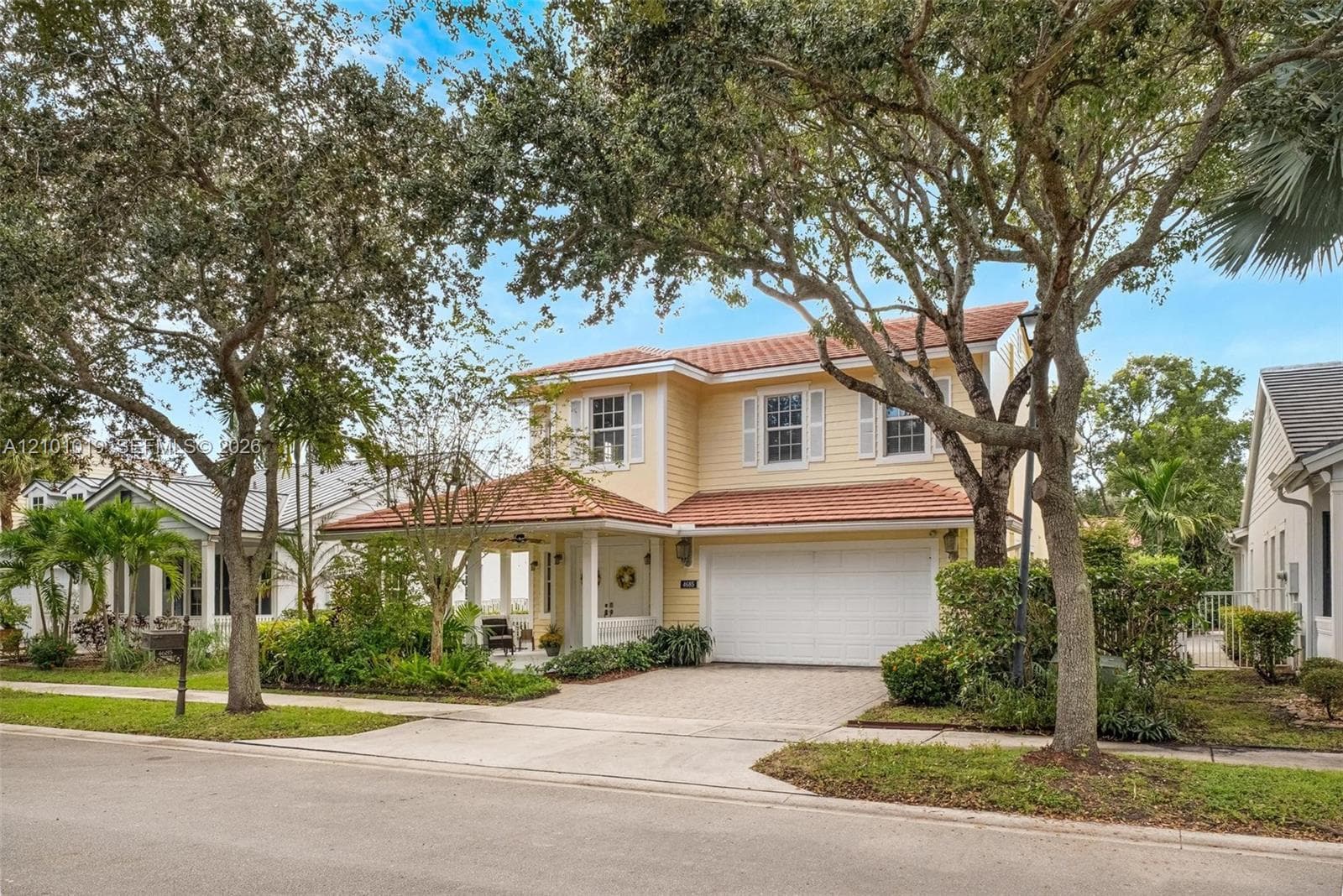 4685 Lakeside Ter, Davie FL 33314