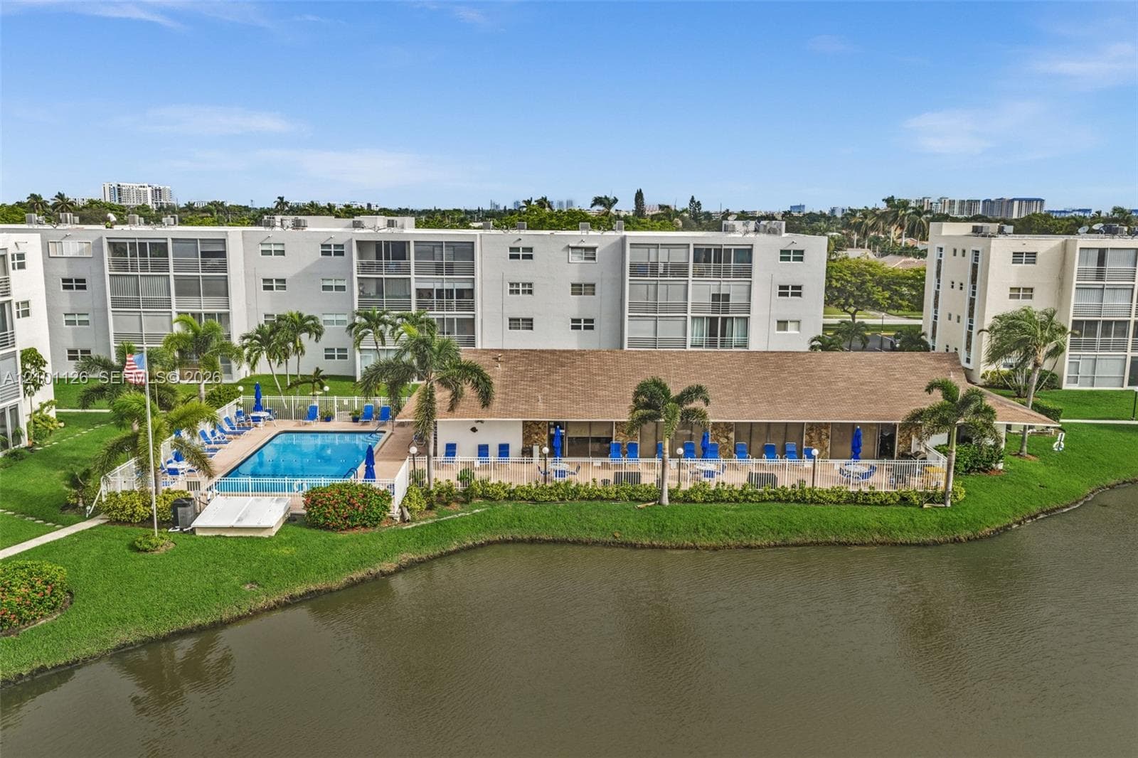 315 SE 11th Ter # 203, Dania Beach FL 33004