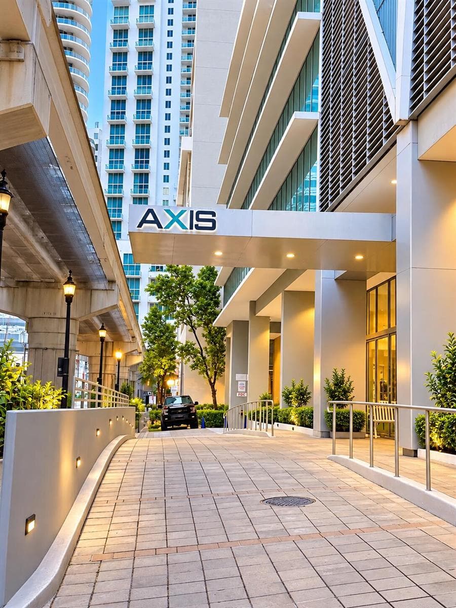 1111 SW 1st Avenue, Miami FL 33130