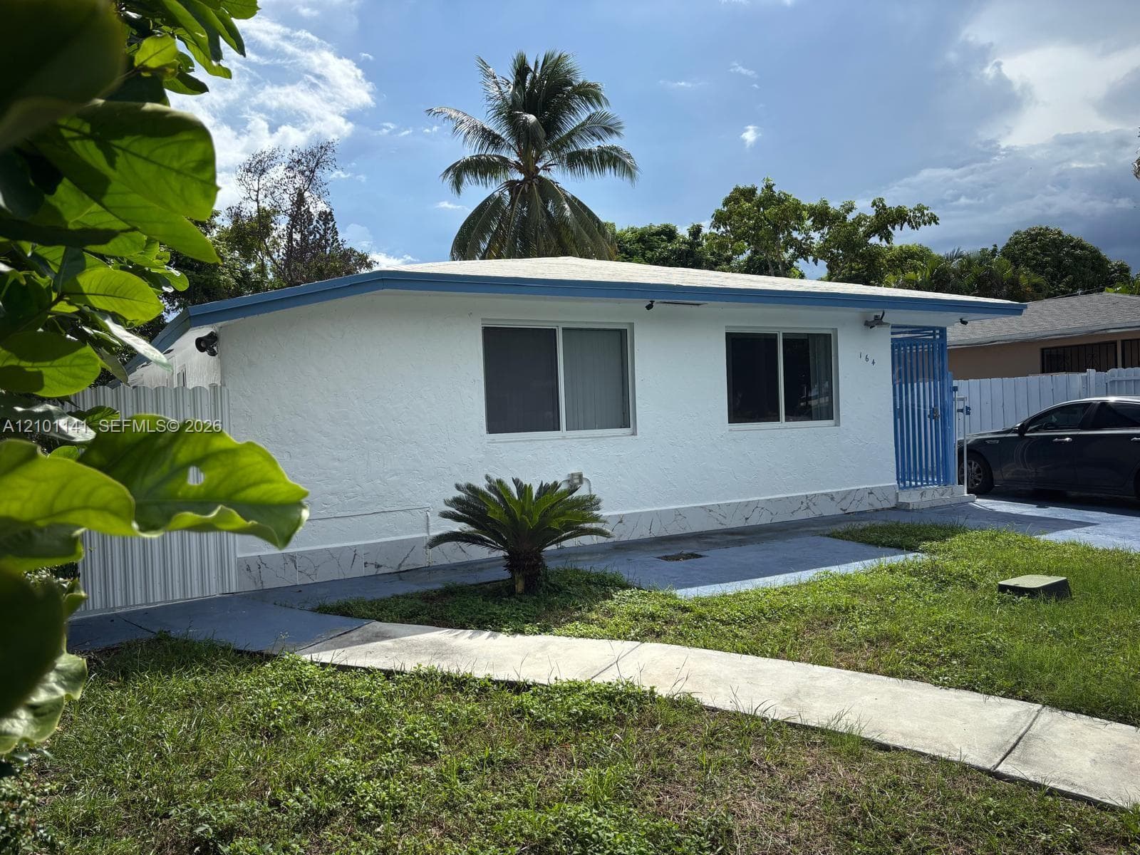164 NE 169th St, North Miami Beach FL 33162