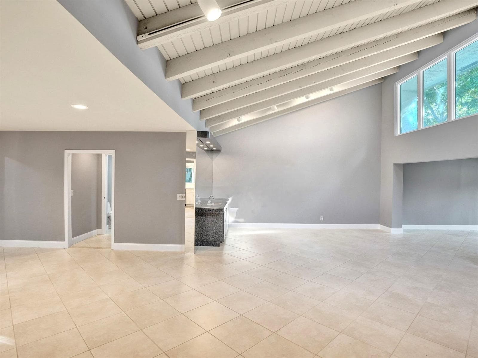 21692 TALL PALM Circle # B, Boca Raton FL 33433