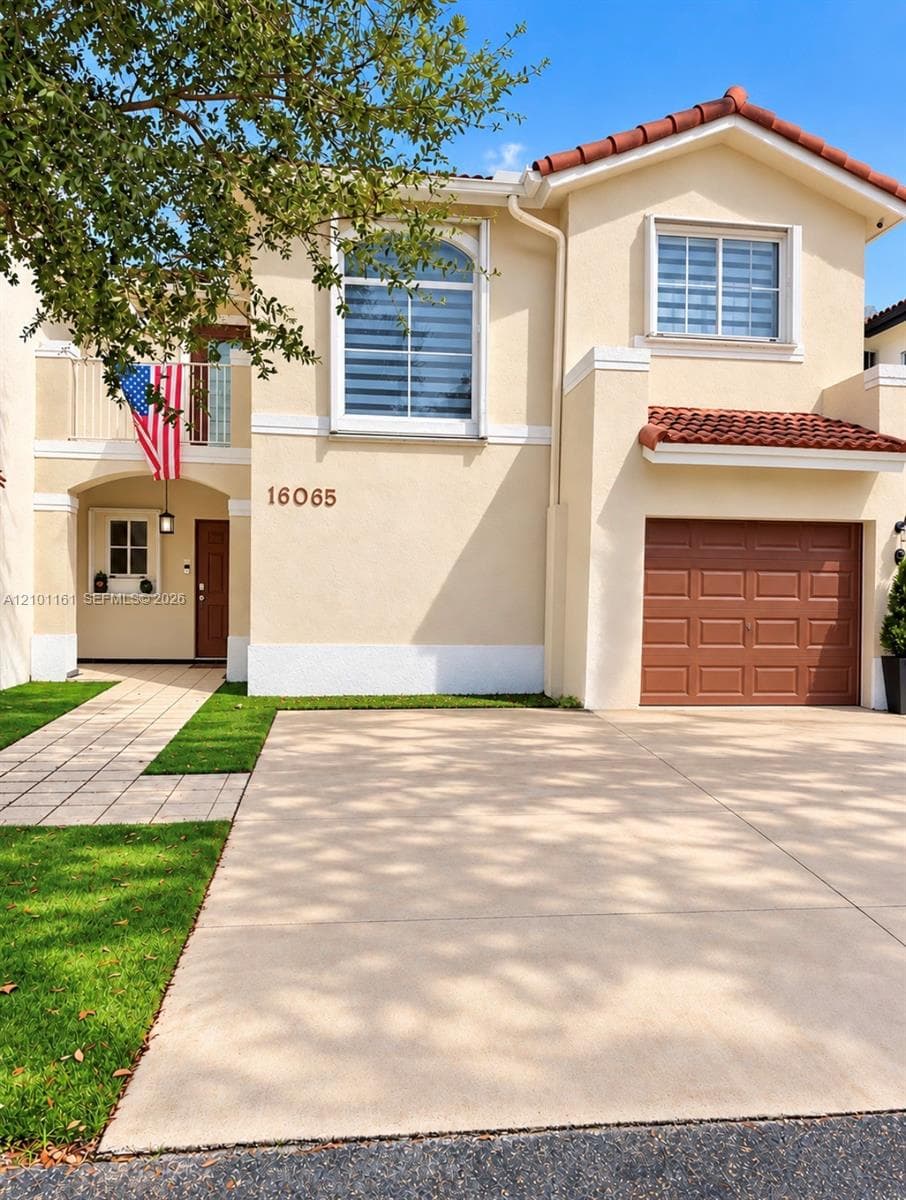 16065 SW 86th Ln, Miami FL 33193