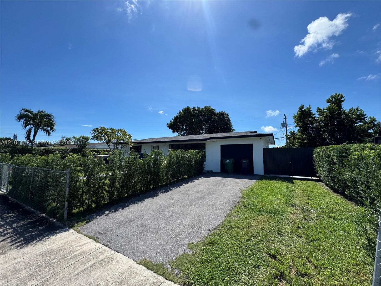 9840 SW 166th St, Miami FL 33157