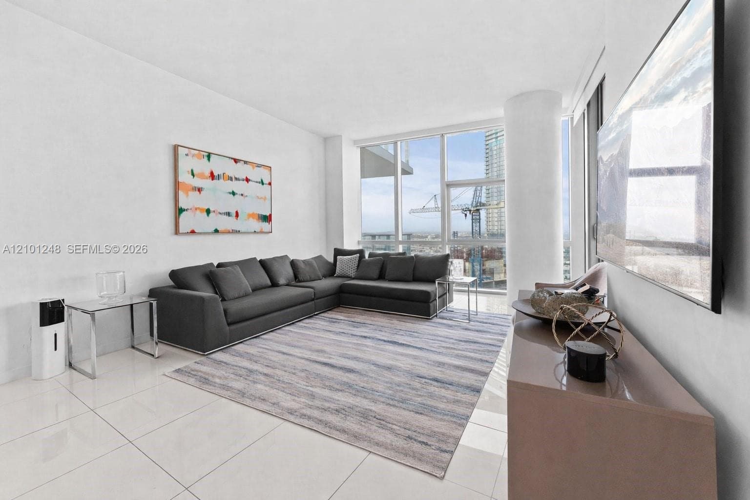 851 NE 1st Ave # 2601, Miami FL 33132