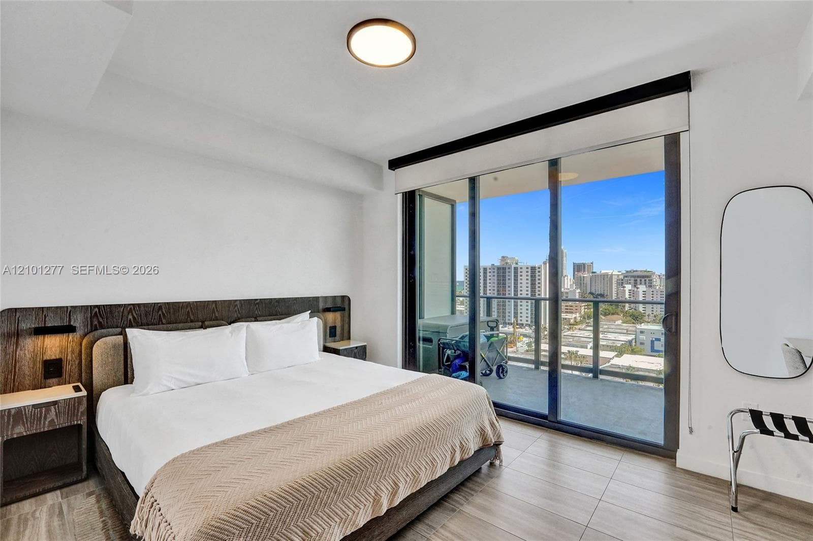 580 72nd St # 1110, Miami Beach FL 33141